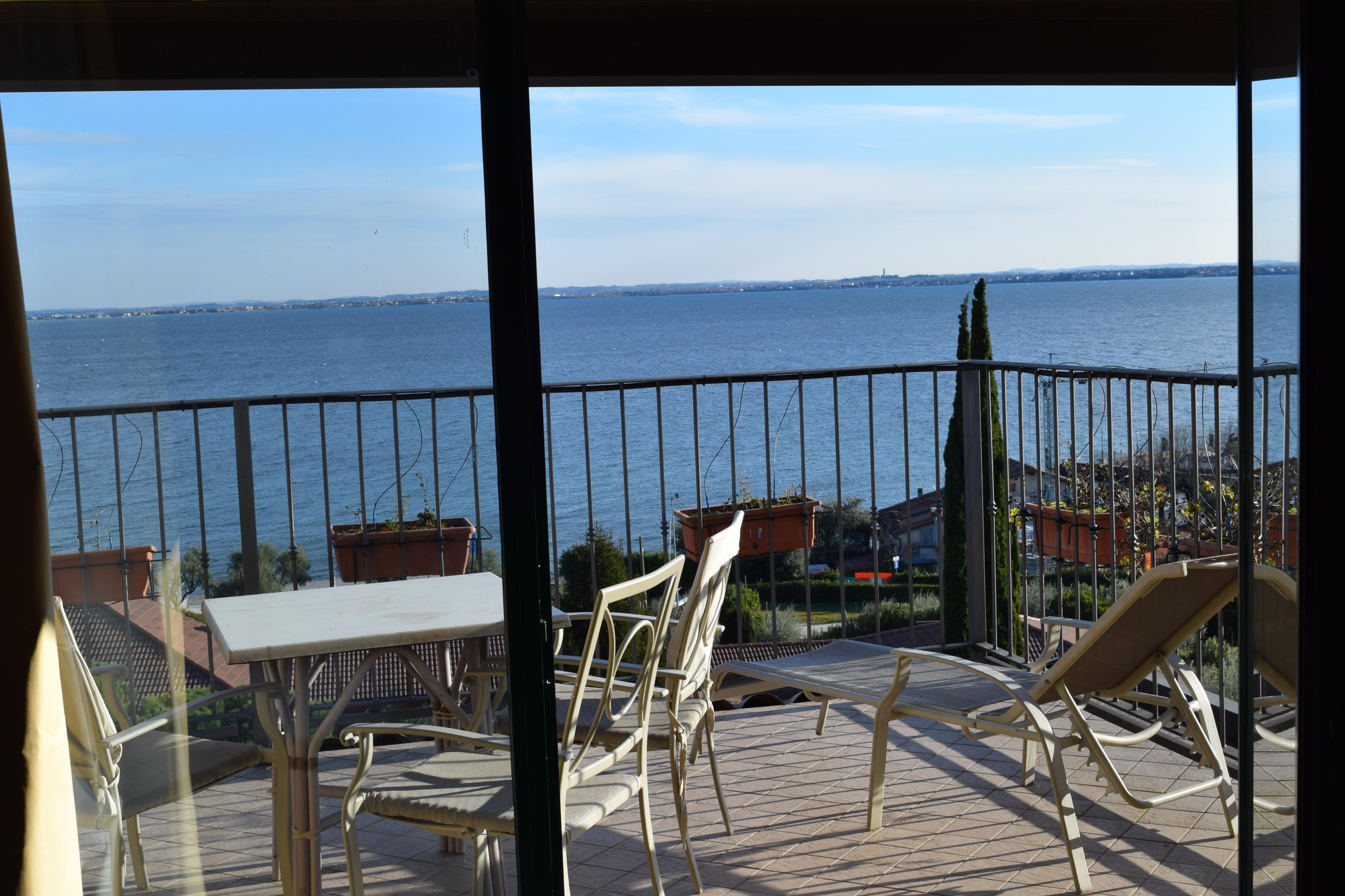 Ahg Riva Del Sole Hotel - Adults Only Moniga del Garda Exterior photo