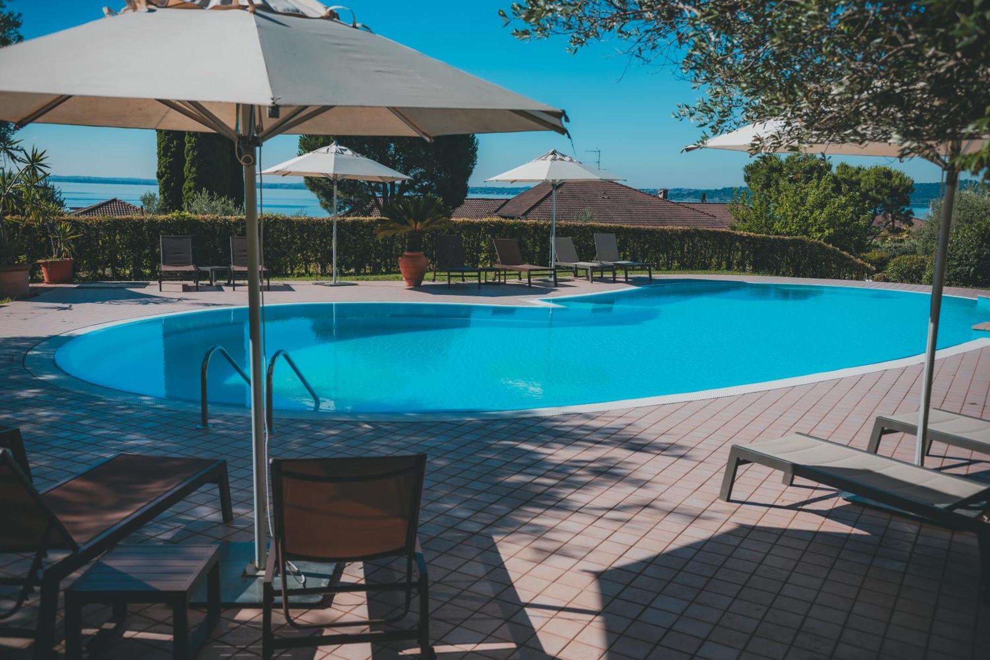 Ahg Riva Del Sole Hotel - Adults Only Moniga del Garda Exterior photo