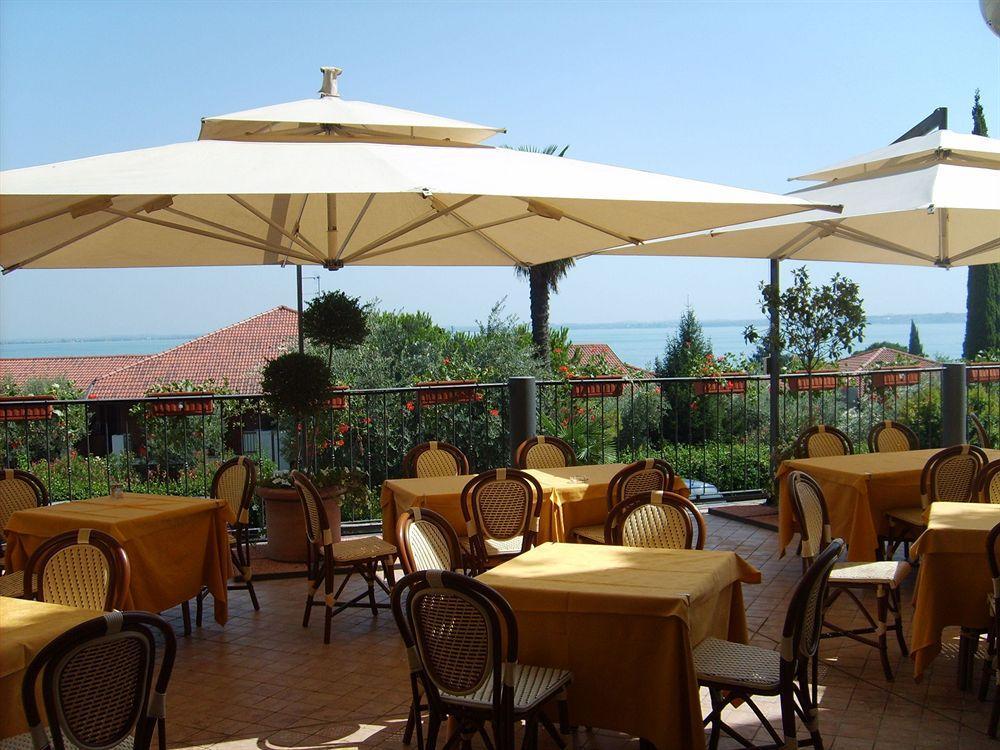 Ahg Riva Del Sole Hotel - Adults Only Moniga del Garda Restaurant photo